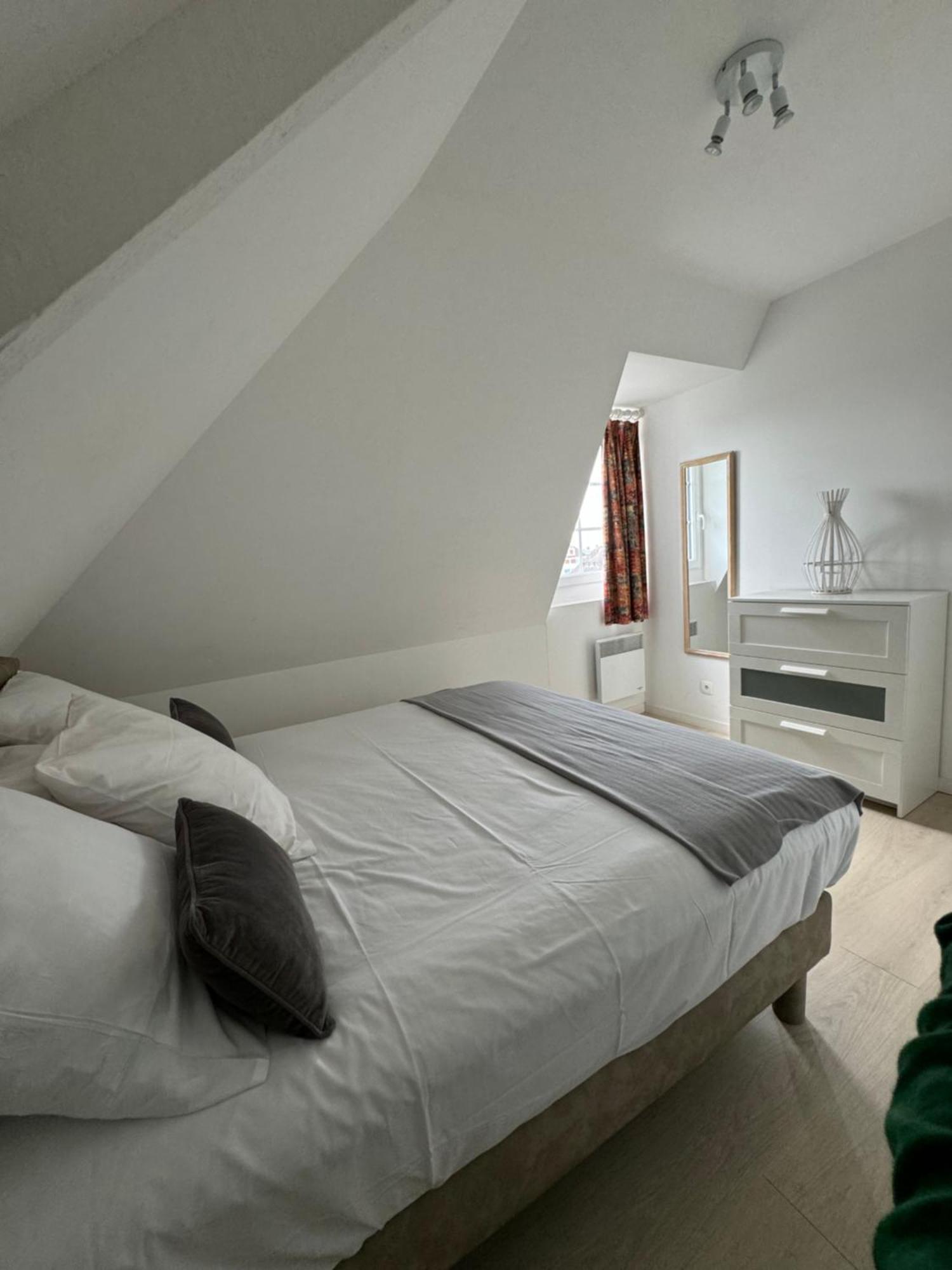 Chez-Marion Hotel Merville-Franceville-Plage Luaran gambar